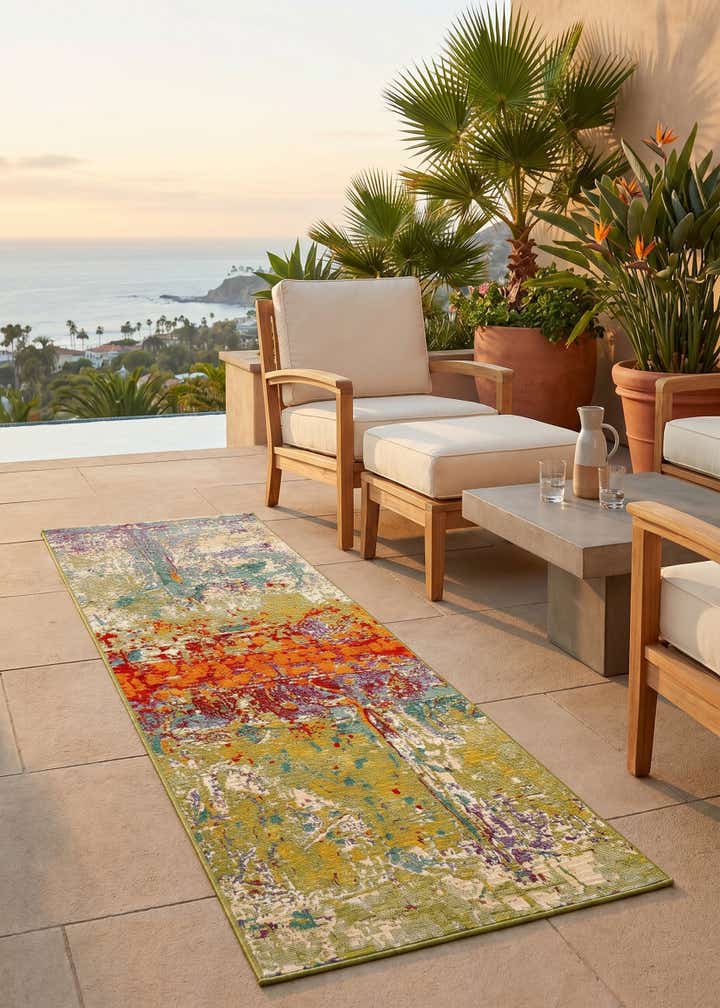 2' x 6' Easy-Clean Modern Indoor / Outdoor Runner Rug