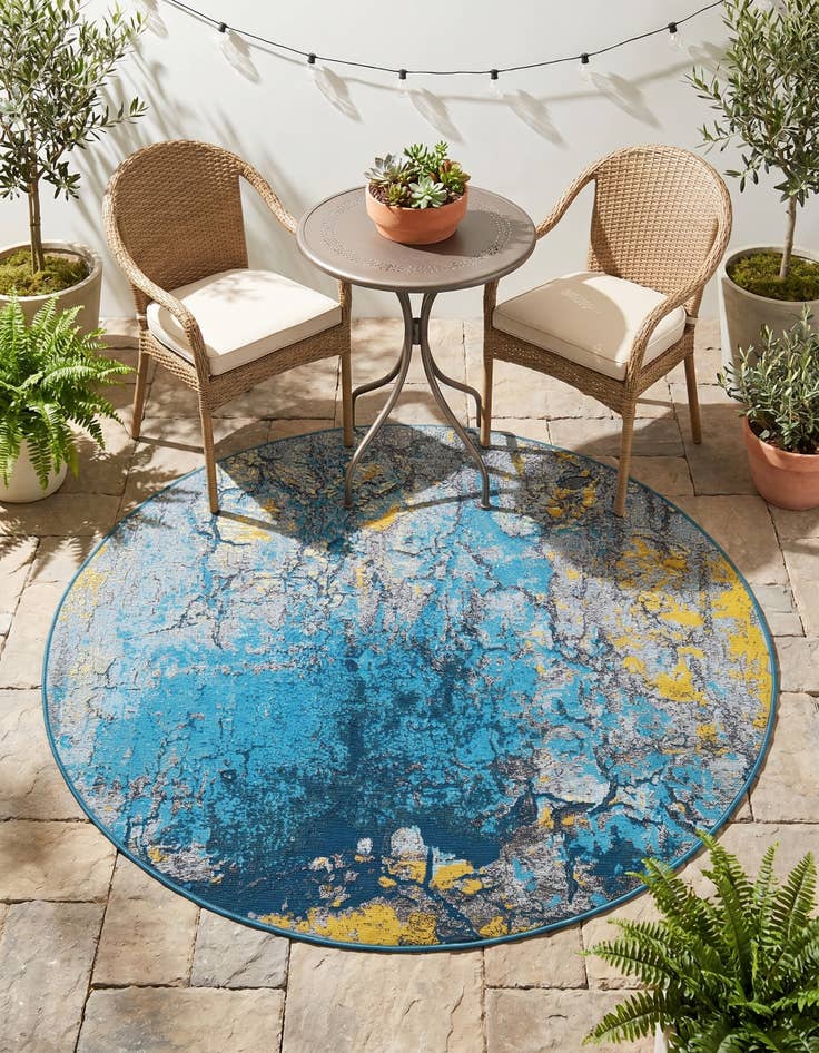 Detail image of 5' x 5' Easy-Clean Modern Indoor / Outdoor Round Rug