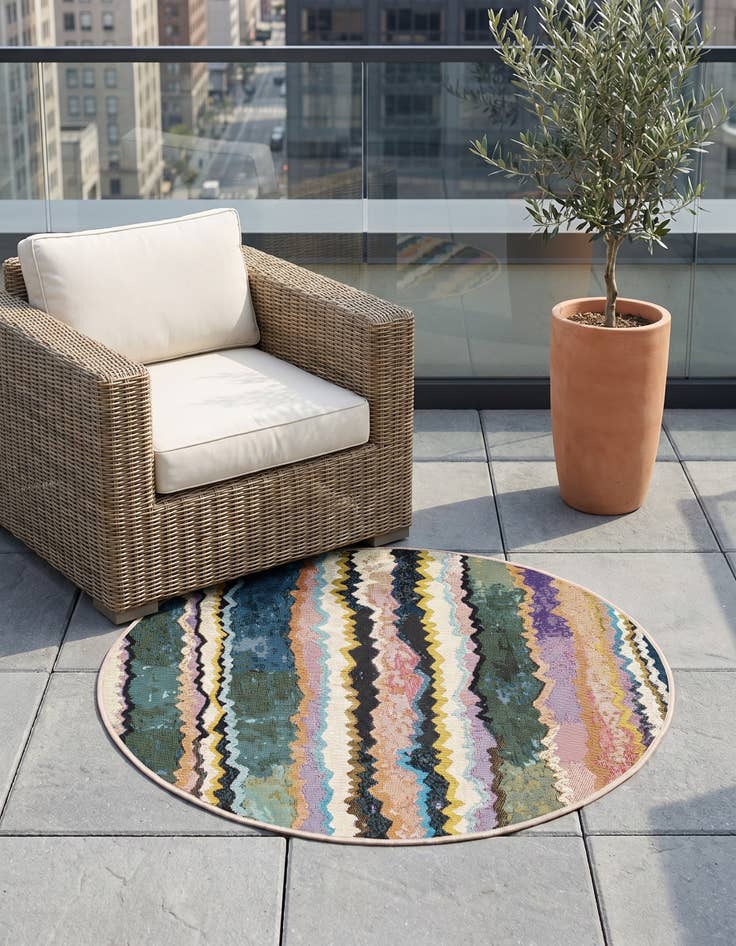 Detail image of 3' x 3' Easy-Clean Modern Indoor / Outdoor Round Rug