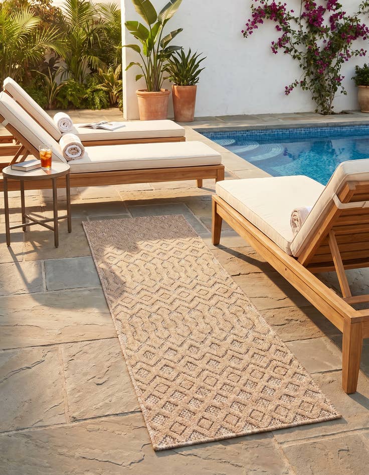 Detail image of 2' x 6' Easy-Clean Trellis Textured Indoor / Outdoor Runner Rug