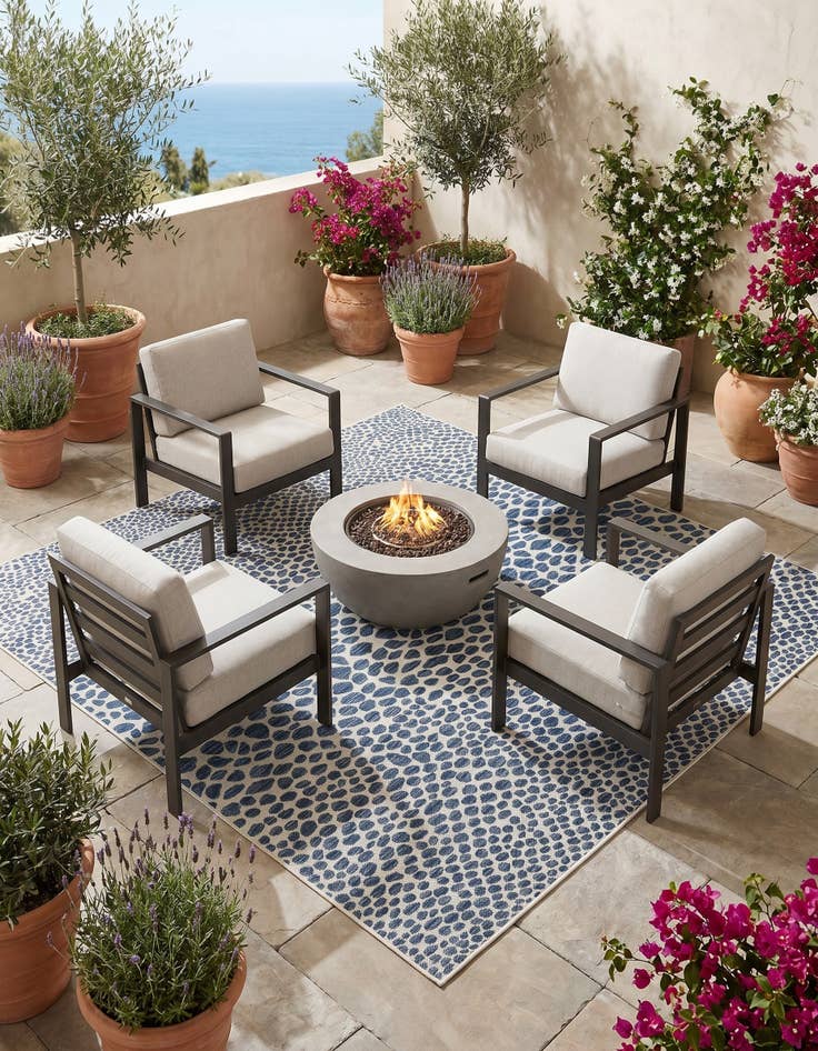 Detail image of 7' 10 x 7' 10 Easy-Clean Jill Zarin Cape Town Indoor / Outdoor Square Rug