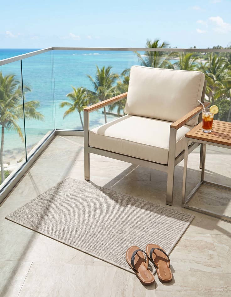 Detail image of 2' x 3' Easy-Clean Solid Indoor / Outdoor Rug