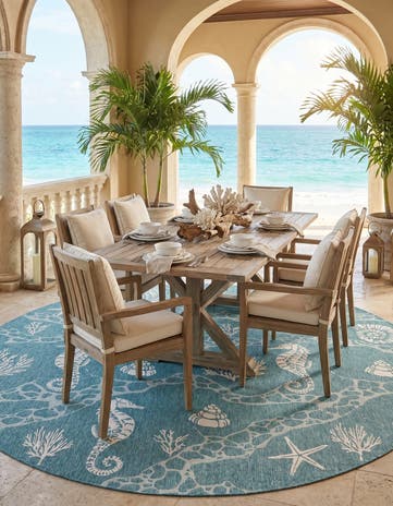 13' x 13' Easy-Clean Coastal Indoor / Outdoor Round Rug