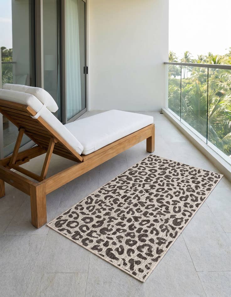 Detail image of 3' x 5' 3 Easy-Clean Safari Indoor / Outdoor Rug