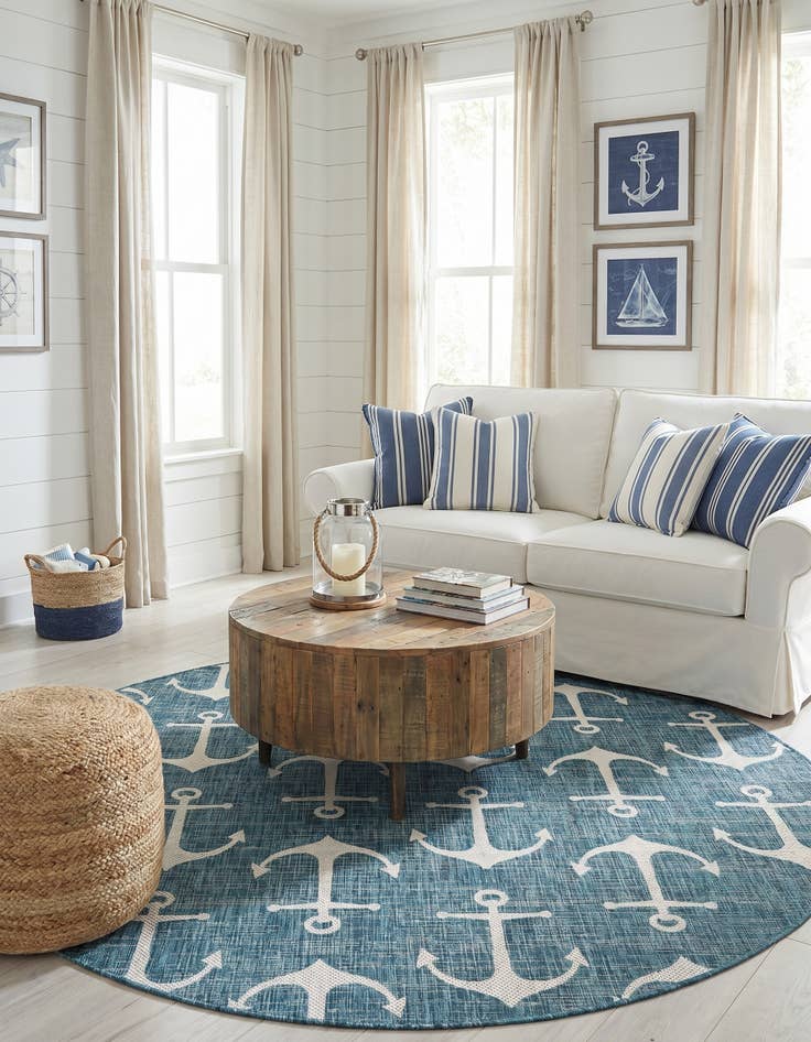 Detail image of 7' 10 x 7' 10 Easy-Clean Coastal Indoor / Outdoor Round Rug