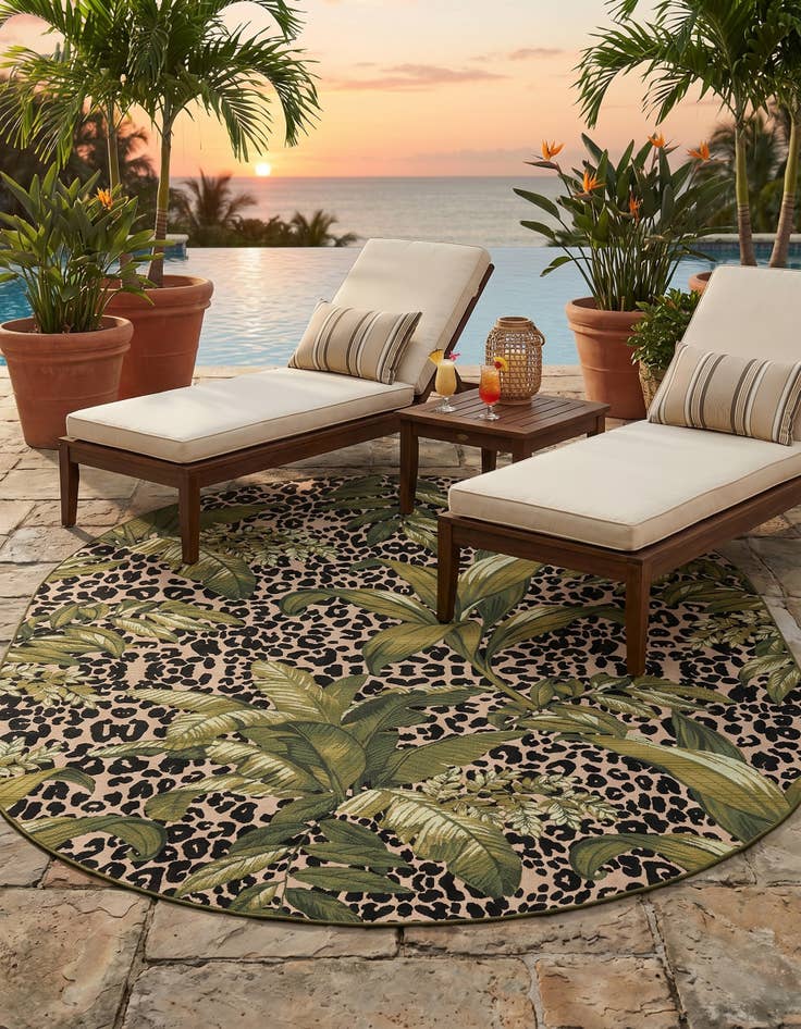Detail image of 7' 10 x 10' Easy-Clean Botanical Indoor / Outdoor Oval Rug
