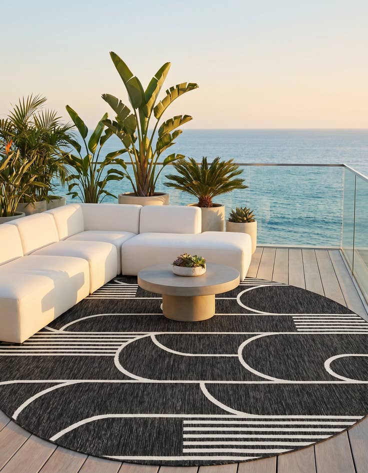Detail image of 7' 10 x 7' 10 Easy-Clean Modern Indoor / Outdoor Round Rug