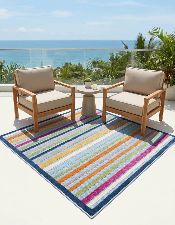 Detail image of 5' 3 x 5' 3 Easy-Clean Aruba Indoor / Outdoor Square Rug