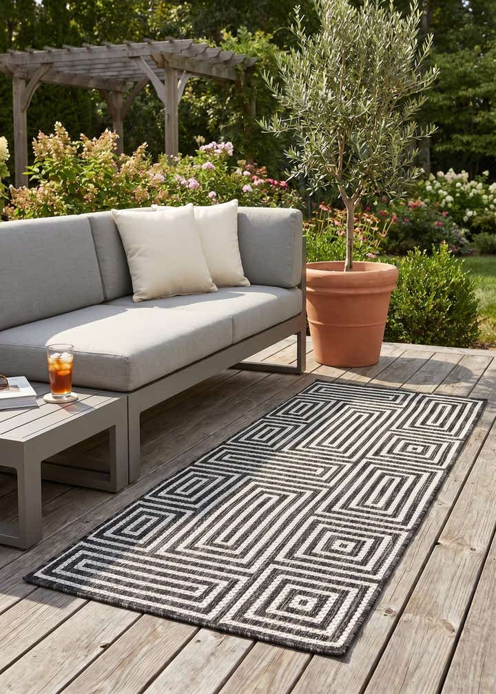 2' x 5' 3 Easy-Clean Modern Indoor / Outdoor Runner Rug
