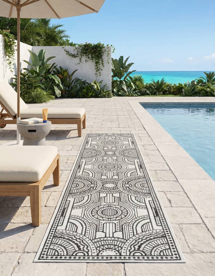 Detail image of 2' x 8' Easy-Clean Traditional Indoor / Outdoor Runner Rug