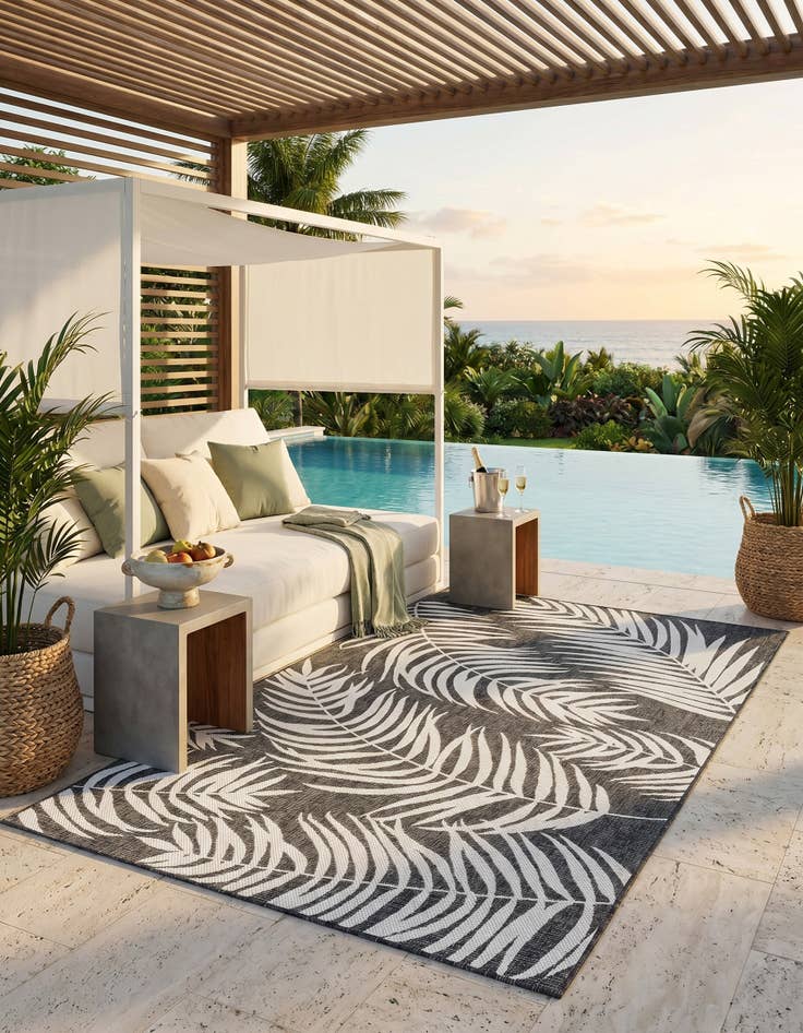 Detail image of 5' 3 x 8' Easy-Clean Botanical Indoor / Outdoor Rug