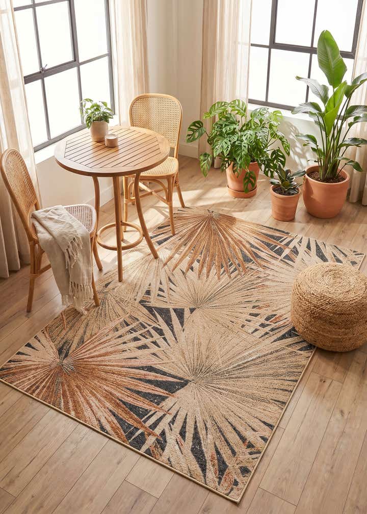 5' x 7' Easy-Clean Botanical Indoor / Outdoor Rug