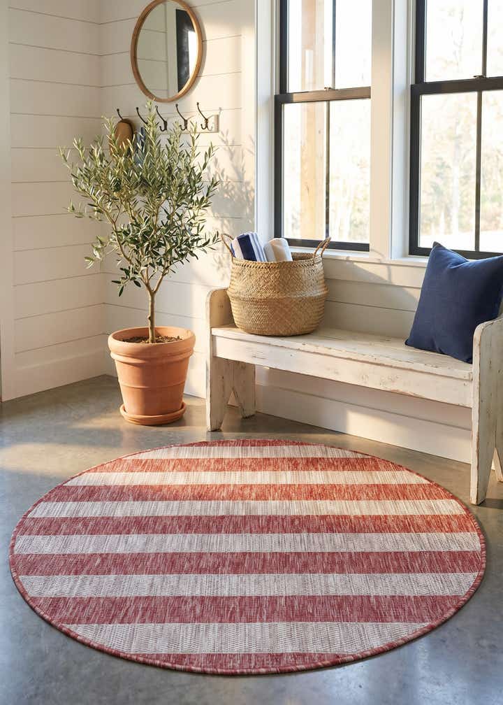 4' x 4' Easy-Clean Ribbon Indoor / Outdoor Round Rug