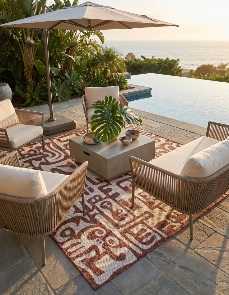 Detail image of 5' 3 x 7' Easy-Clean Modern Indoor / Outdoor Rug