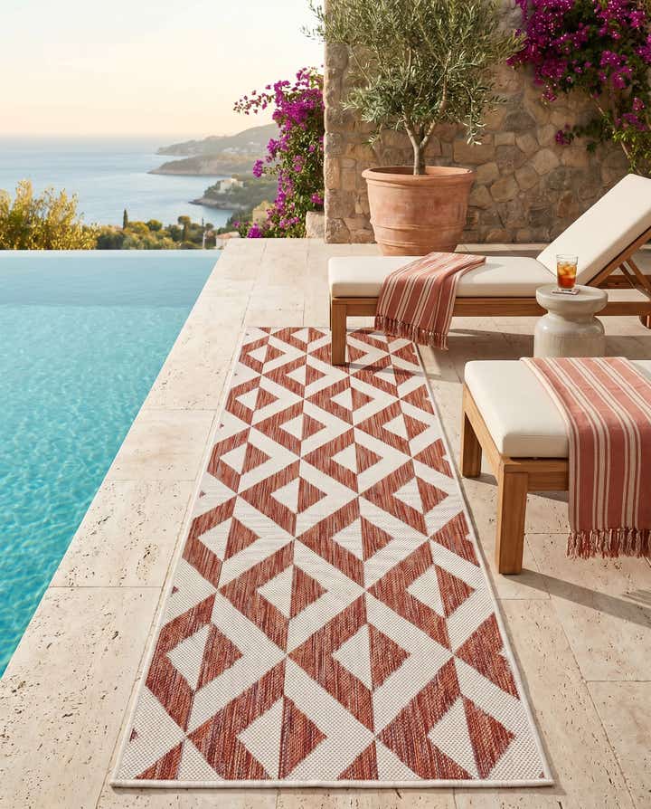 2' x 6' Easy-Clean Jill Zarin Napa Indoor / Outdoor Runner Rug