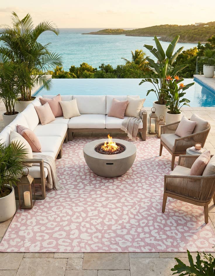 Detail image of 10' x 14' Easy-Clean Safari Indoor / Outdoor Rug