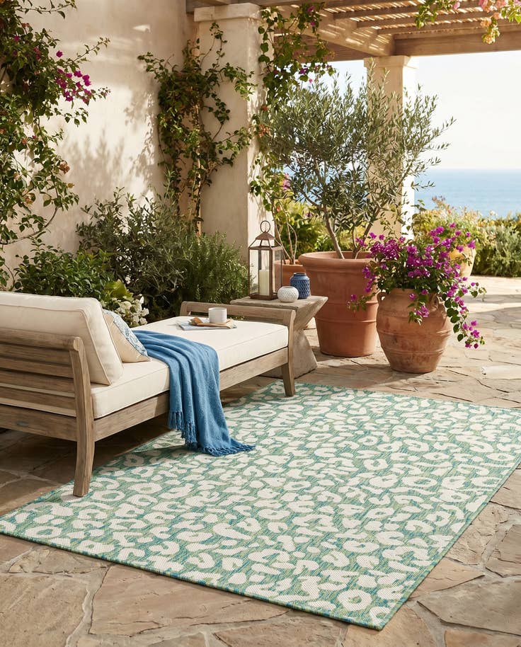Detail image of 4' x 6' Easy-Clean Safari Indoor / Outdoor Rug