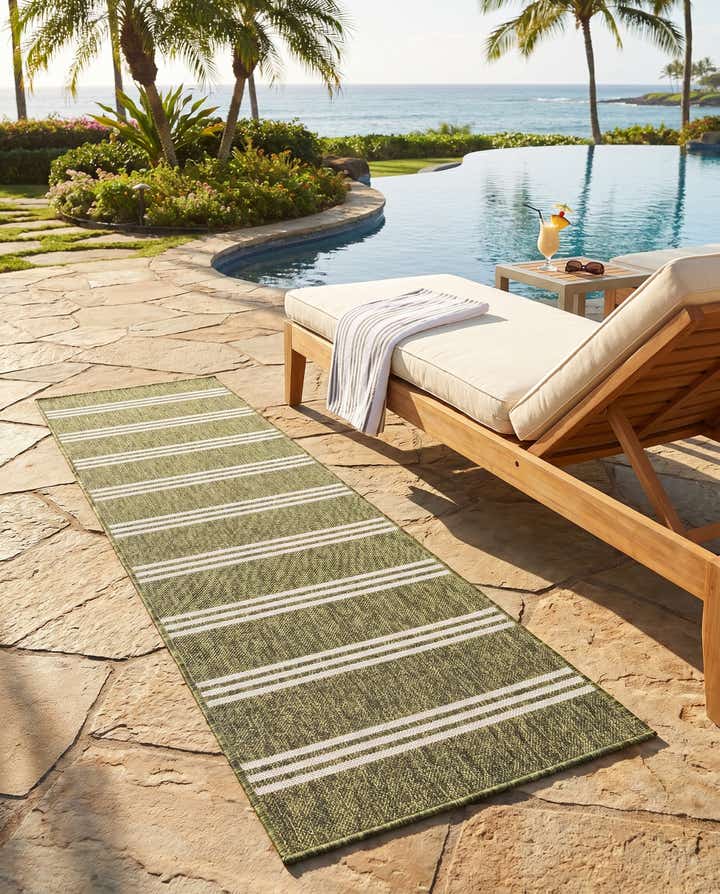 2' x 6' Easy-Clean Jill Zarin Anguilla Indoor / Outdoor Runner Rug