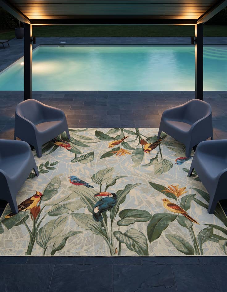 Detail image of 7' 10 x 7' 10 Easy-Clean Botanical Indoor / Outdoor Square Rug