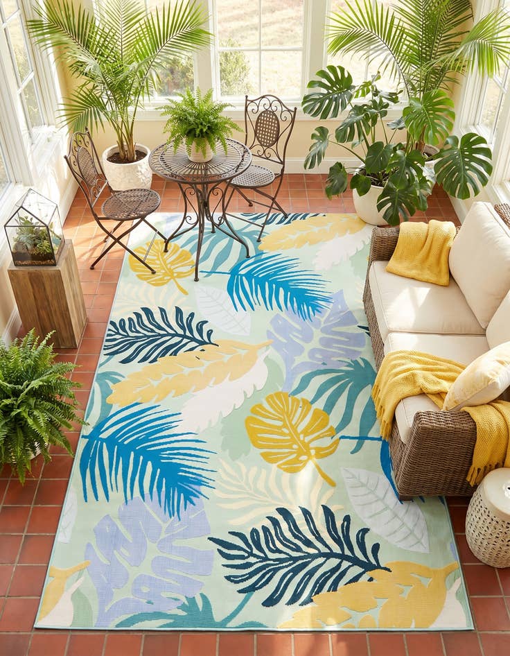 Detail image of 5' 3 x 8' Easy-Clean Botanical Indoor / Outdoor Rug