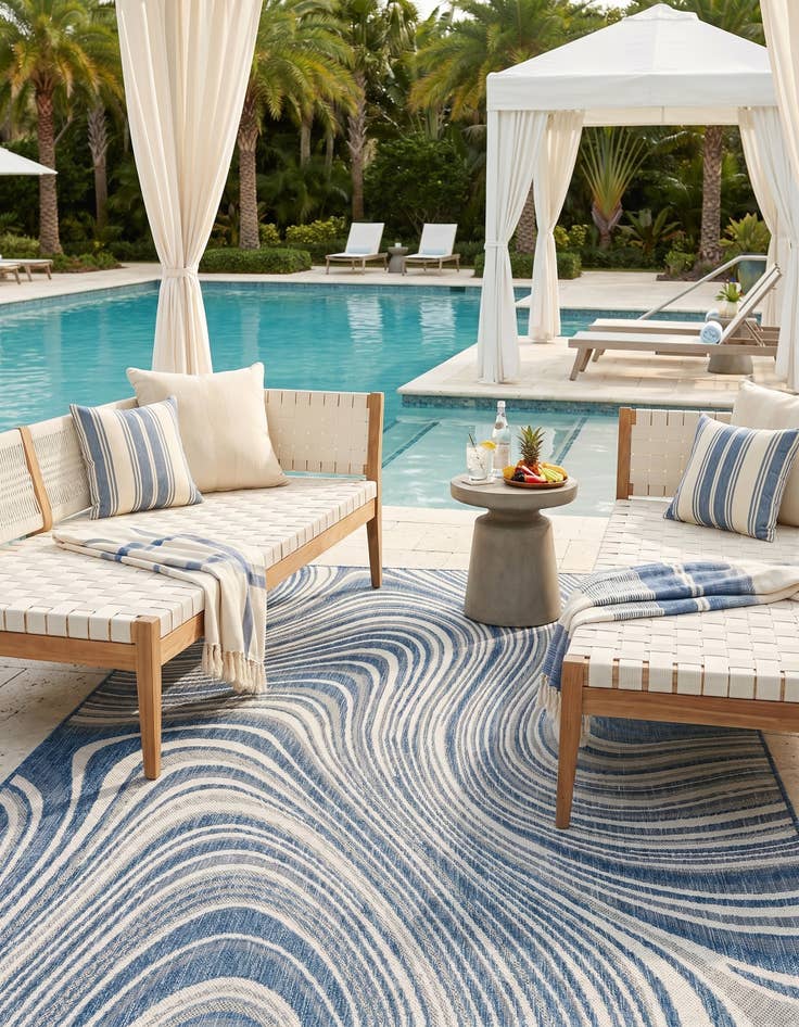 Detail image of 5' 3 x 8' Easy-Clean Modern Indoor / Outdoor Rug