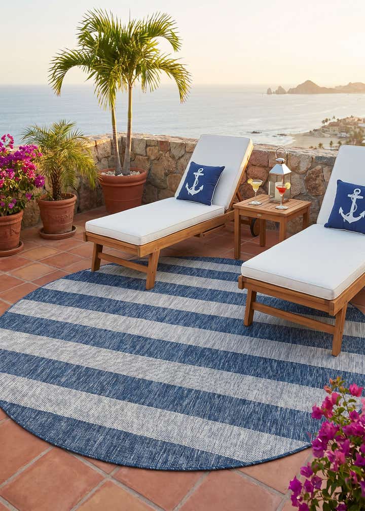 6' x 6' Easy-Clean Ribbon Indoor / Outdoor Round Rug