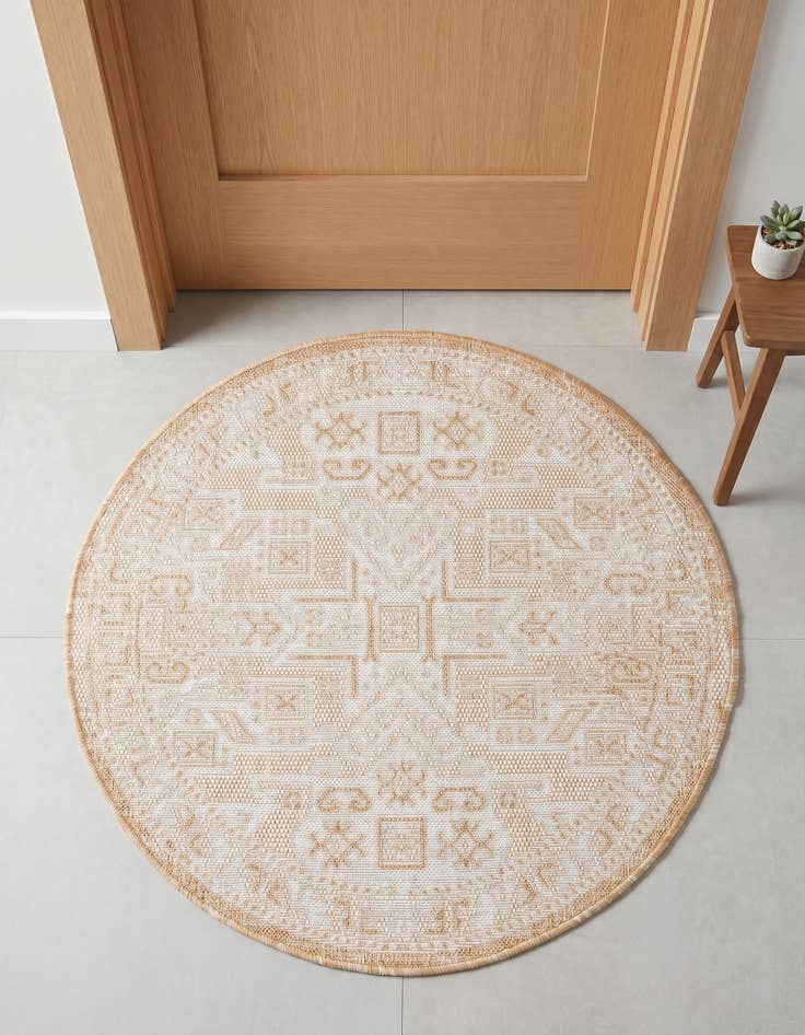 Detail image of 3' x 3' Easy-Clean Aztec Indoor / Outdoor Round Rug