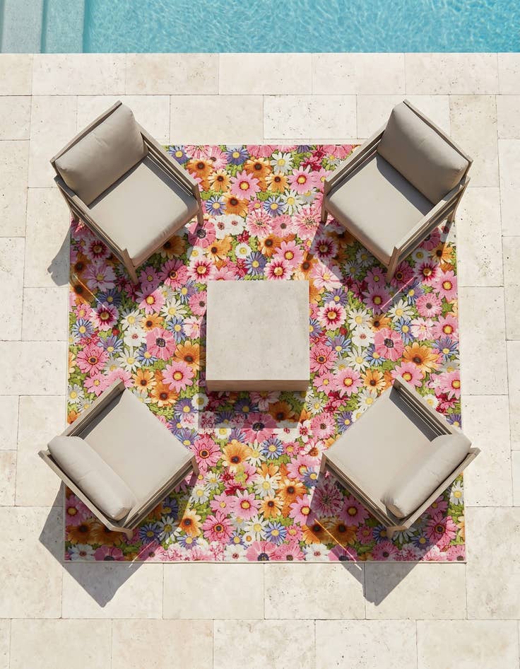 Detail image of 8' x 8' Easy-Clean Botanical Indoor / Outdoor Square Rug