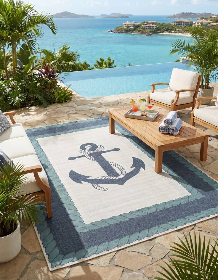 Detail image of 7' 10 x 10' Easy-Clean Coastal Indoor / Outdoor Rug
