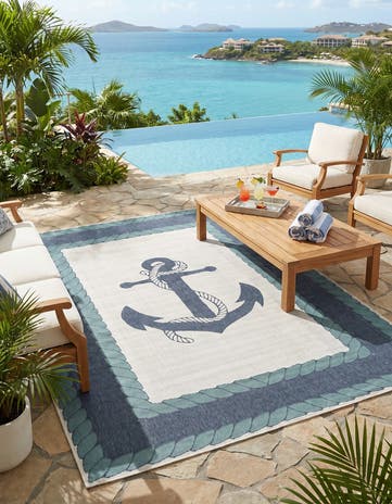 7' 10 x 10' Easy-Clean Coastal Indoor / Outdoor Rug