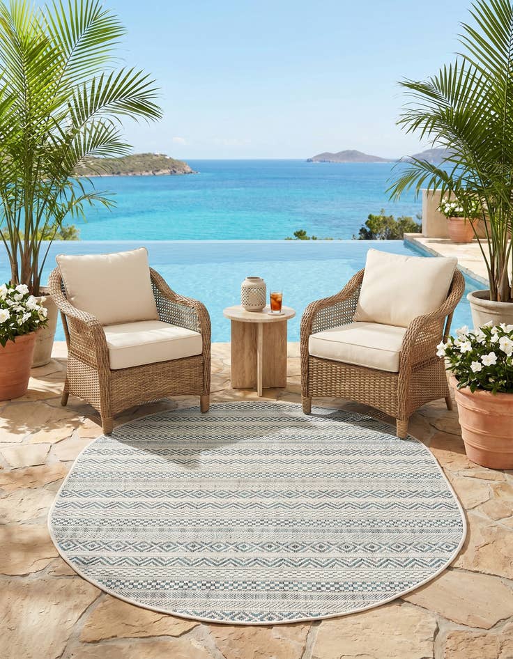 Detail image of 3' x 5' 3 Easy-Clean Ribbon Indoor / Outdoor Oval Rug