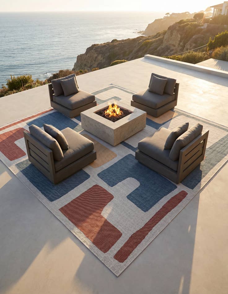 Detail image of 10' x 10' Easy-Clean Baja Indoor / Outdoor Square Rug