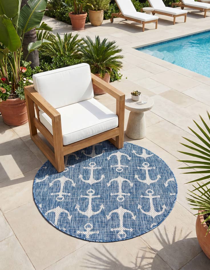 Detail image of 3' x 3' Easy-Clean Coastal Indoor / Outdoor Round Rug