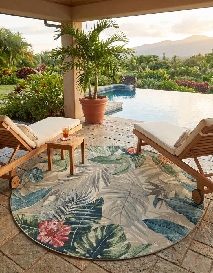 Detail image of 7' x 7' Easy-Clean Botanical Indoor / Outdoor Round Rug