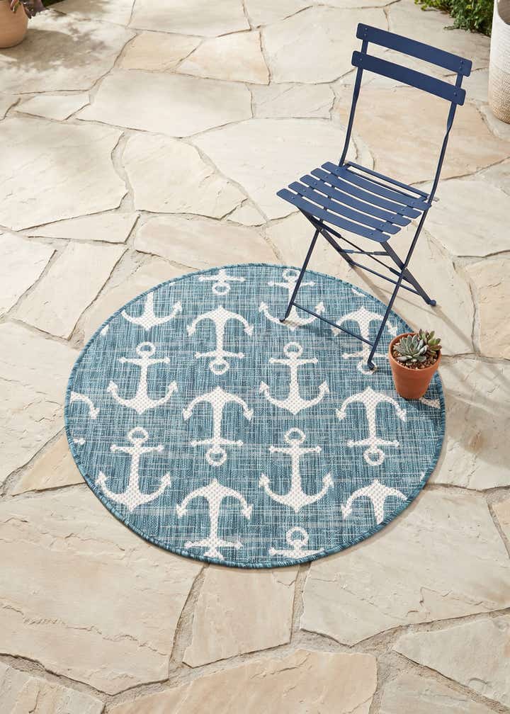 3' x 3' Easy-Clean Coastal Indoor / Outdoor Round Rug