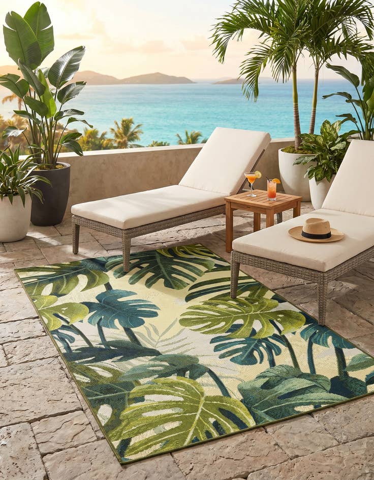 Detail image of 3' 3 x 5' 3 Easy-Clean Botanical Indoor / Outdoor Rug