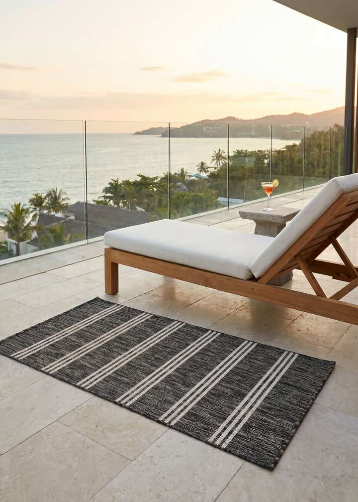 3' x 5' 3 Easy-Clean Jill Zarin Anguilla Indoor / Outdoor Rug