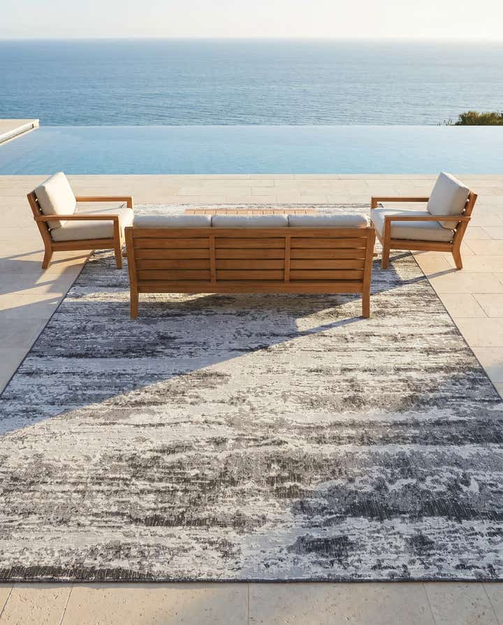 10' x 14' Easy-Clean Modern Indoor / Outdoor Rug