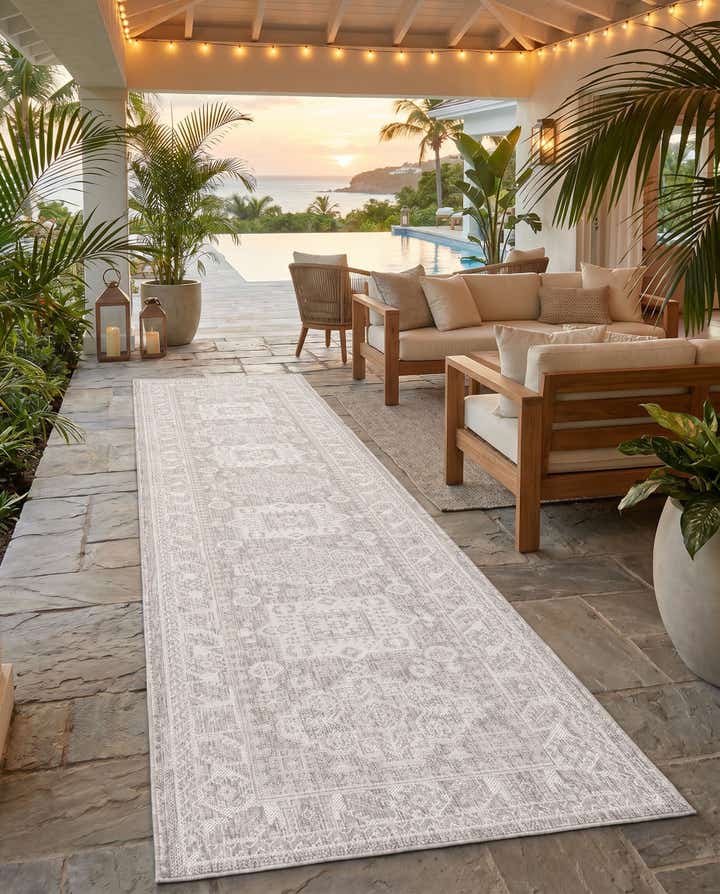 2' 7 x 12' Easy-Clean Aztec Indoor / Outdoor Runner Rug