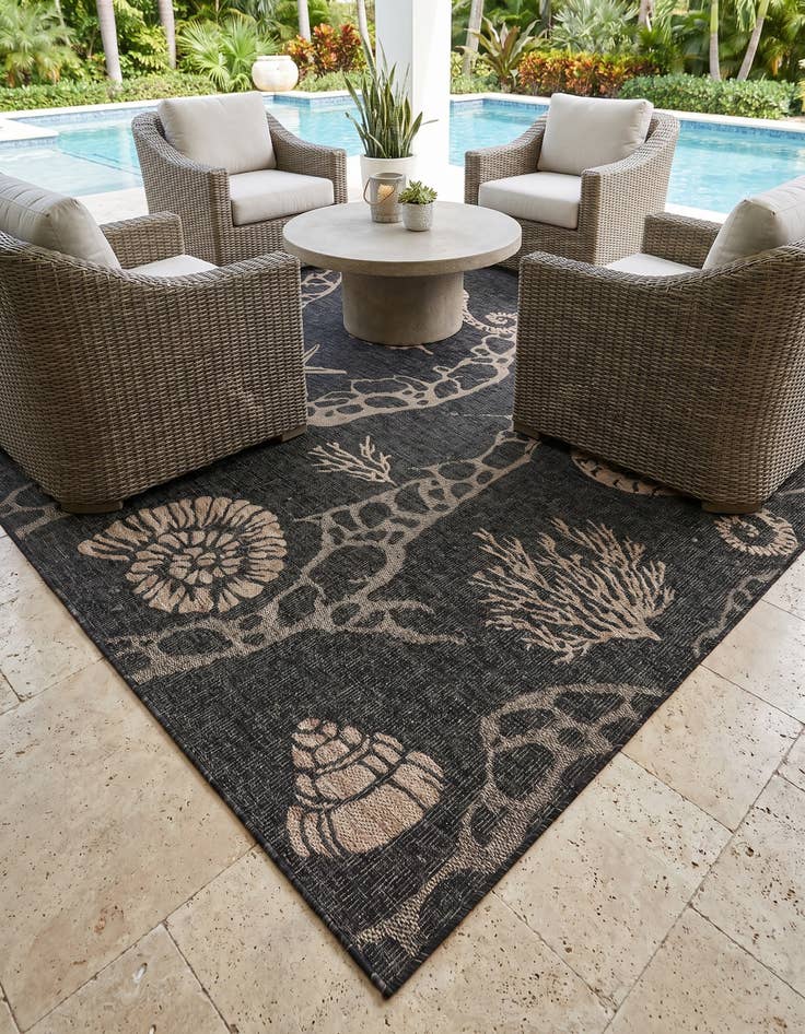 Detail image of 7' 10 x 7' 10 Easy-Clean Coastal Indoor / Outdoor Square Rug