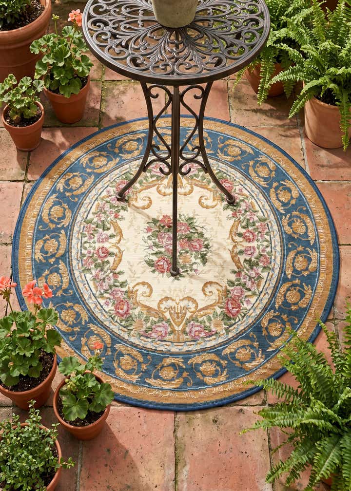 3' x 3' Easy-Clean Traditional Indoor / Outdoor Round Rug