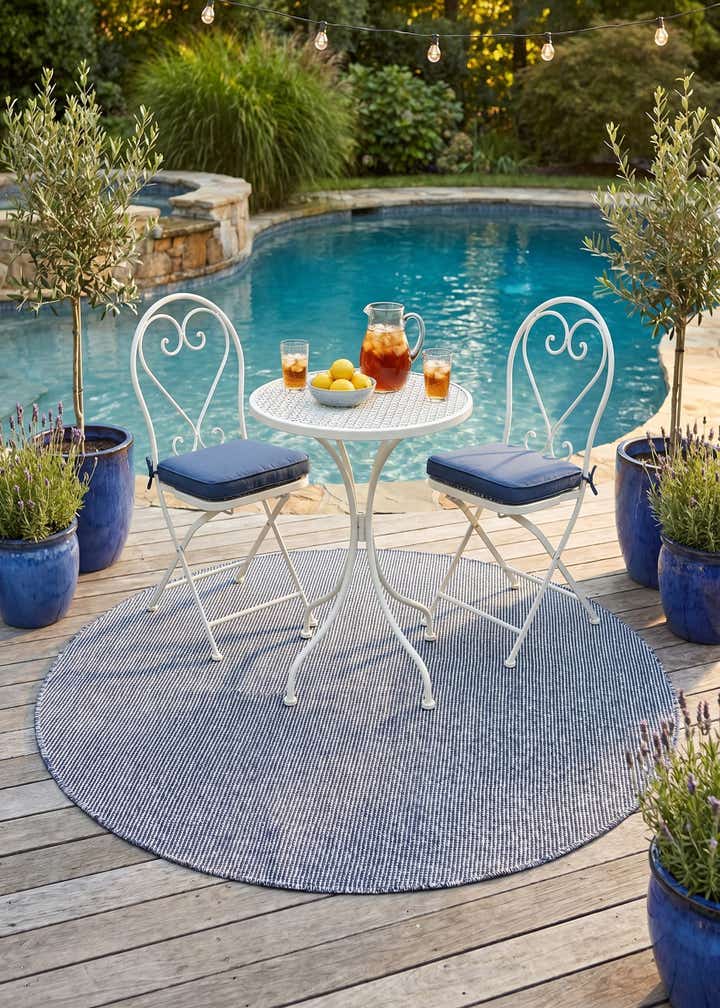 5' 1 x 5' 1 Easy-Clean Jill Zarin Palm Springs Indoor / Outdoor Round Rug