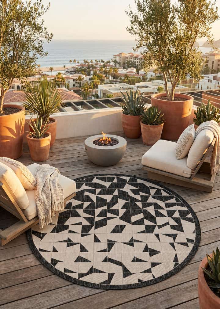 6' x 6' Easy-Clean Modern Indoor / Outdoor Round Rug