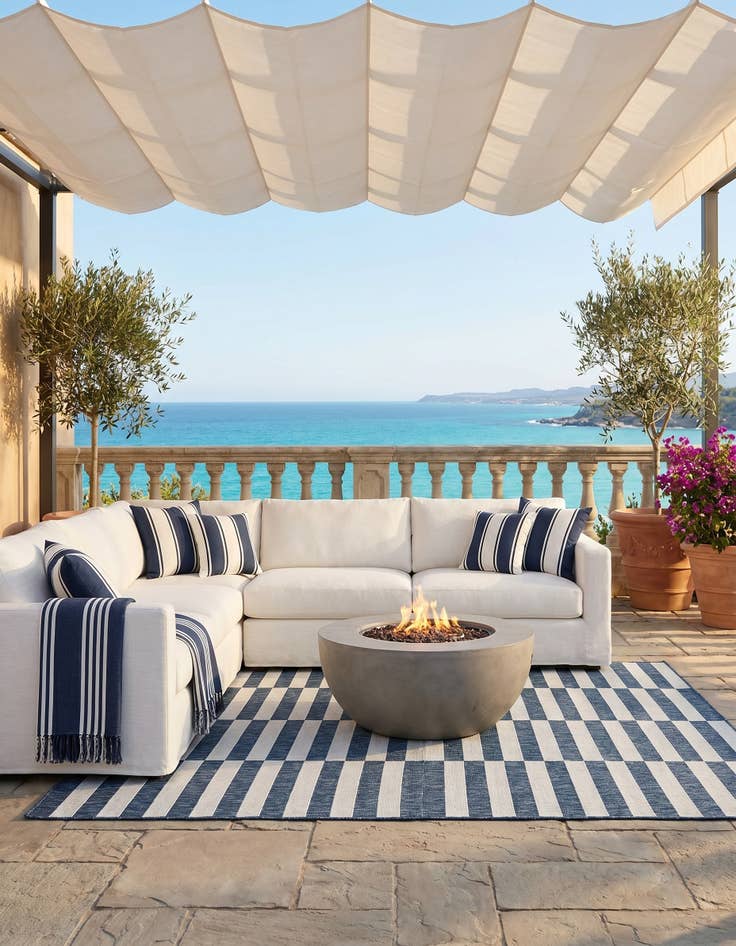 Detail image of 6' x 6' Easy-Clean Ribbon Indoor / Outdoor Square Rug