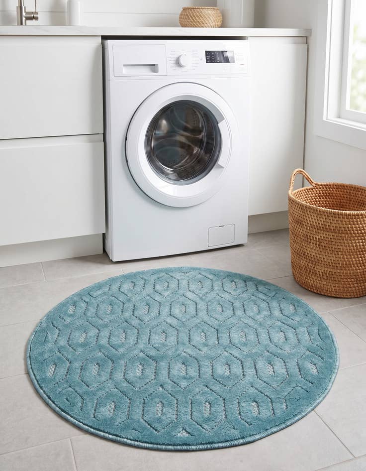 Detail image of 3' x 3' Easy-Clean Trellis Textured Indoor / Outdoor Round Rug
