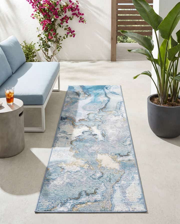 2' x 6' Easy-Clean Modern Indoor / Outdoor Runner Rug