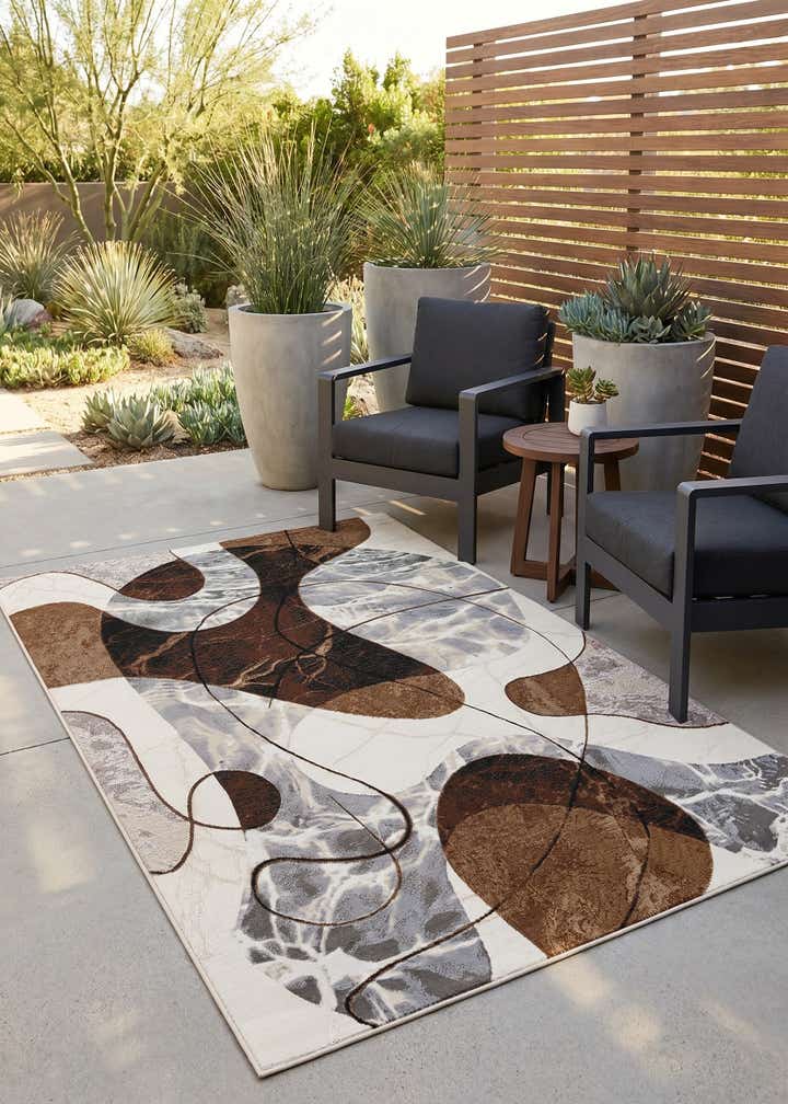 5' x 8' Easy-Clean Modern Indoor / Outdoor Rug