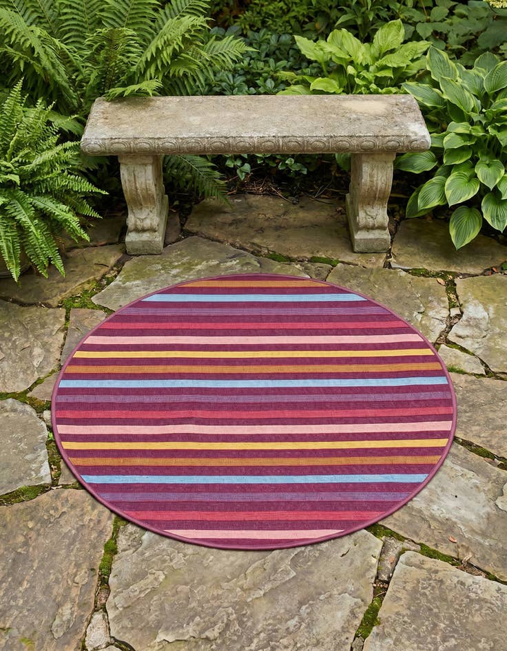 Detail image of 3' x 3' Easy-Clean Striped Indoor / Outdoor Round Rug