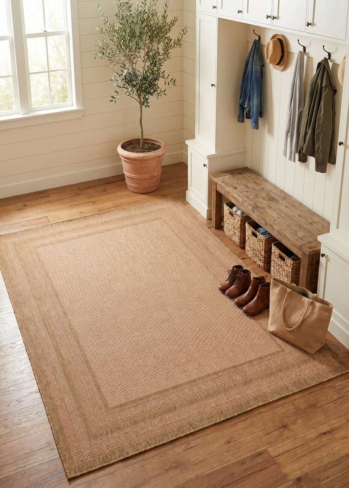 7' x 10' Easy-Clean Border Indoor / Outdoor Rug