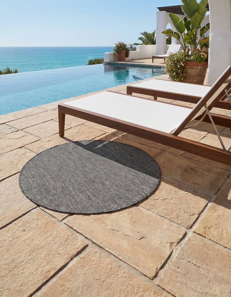 Detail image of 3' x 3' Easy-Clean Solid Indoor / Outdoor Round Rug